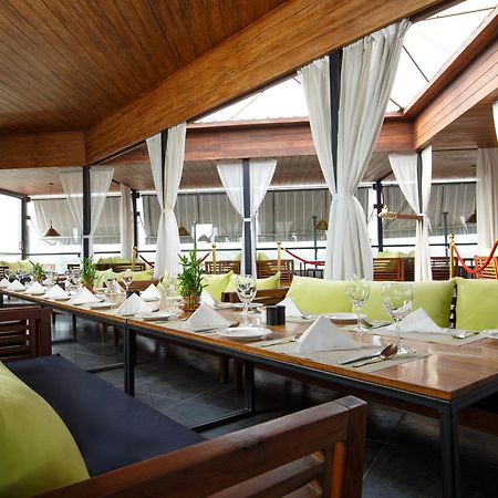 Hotel Ambassador By Ace Hotels Kathmandu Exterior foto