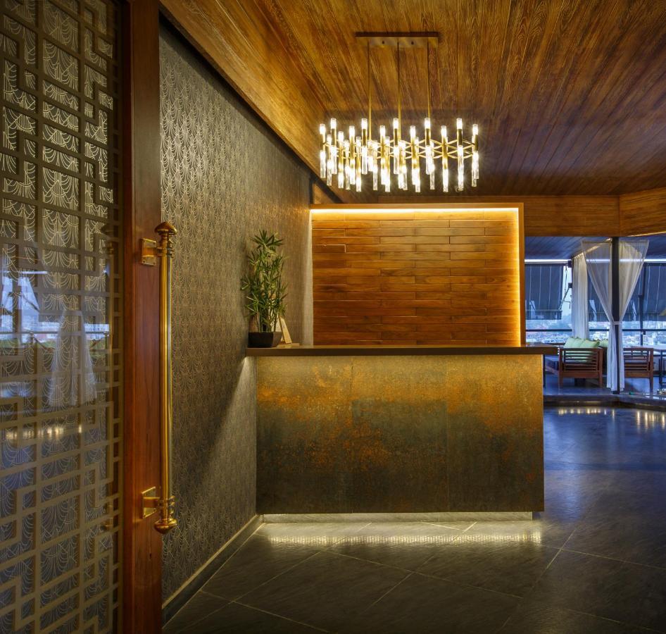 Hotel Ambassador By Ace Hotels Kathmandu Exterior foto