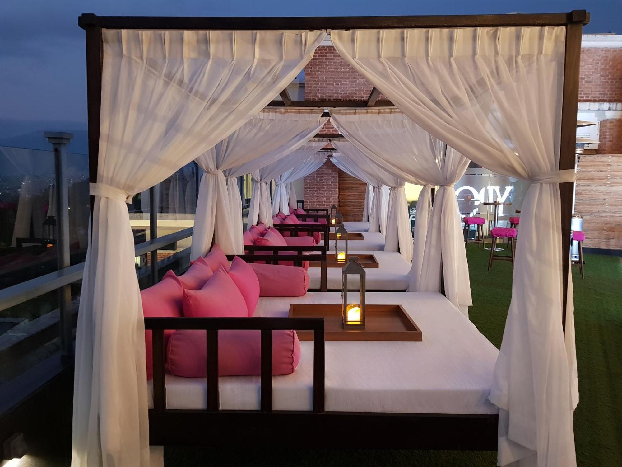 Hotel Ambassador By Ace Hotels Kathmandu Exterior foto