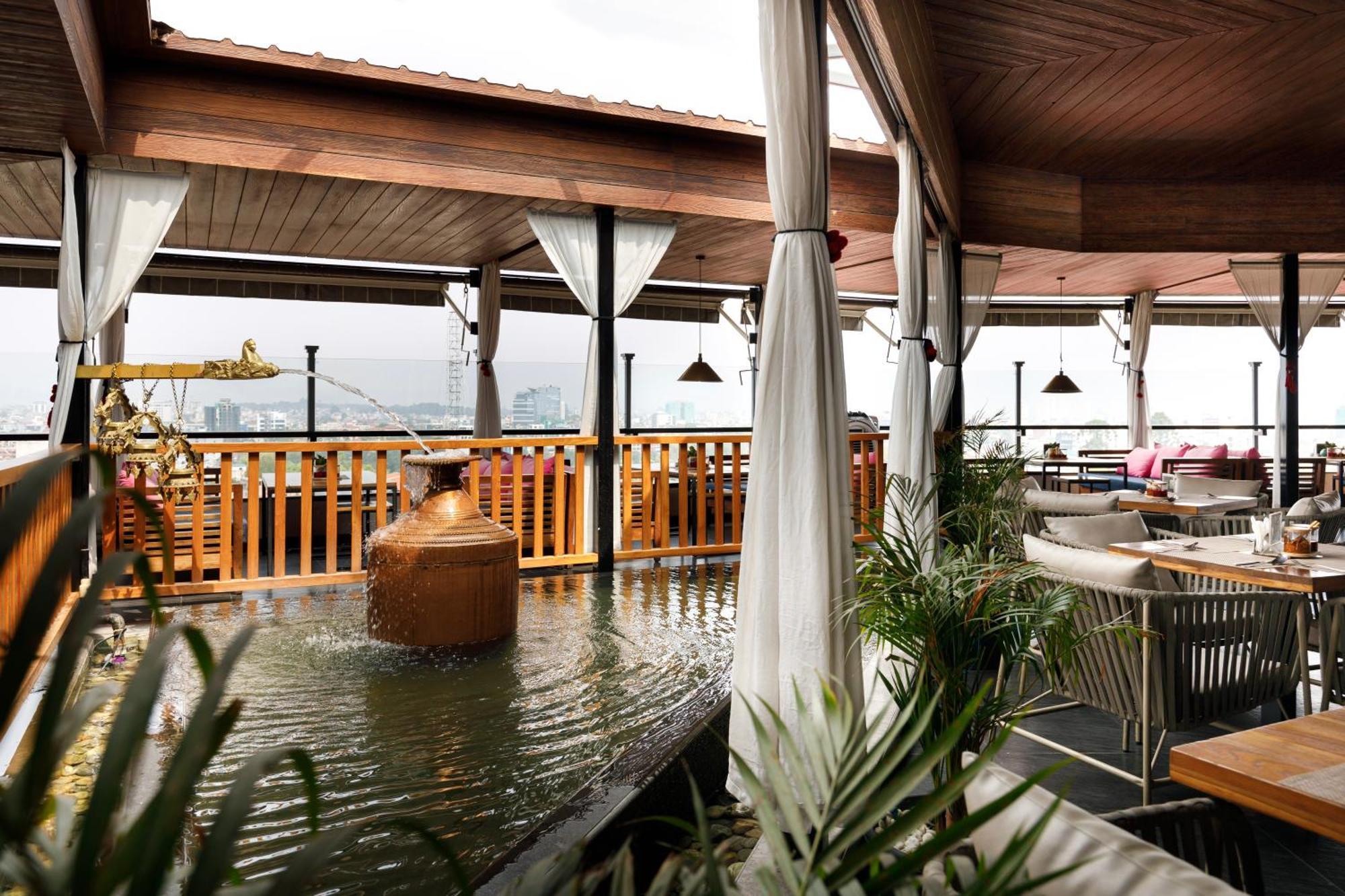 Hotel Ambassador By Ace Hotels Kathmandu Exterior foto
