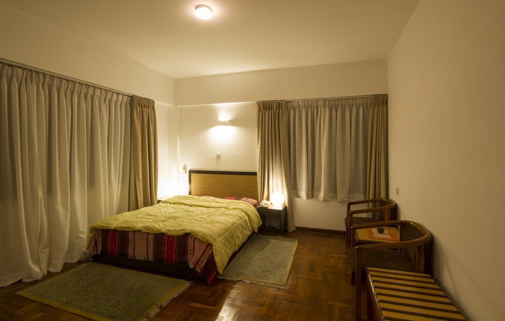 Hotel Ambassador By Ace Hotels Kathmandu Exterior foto